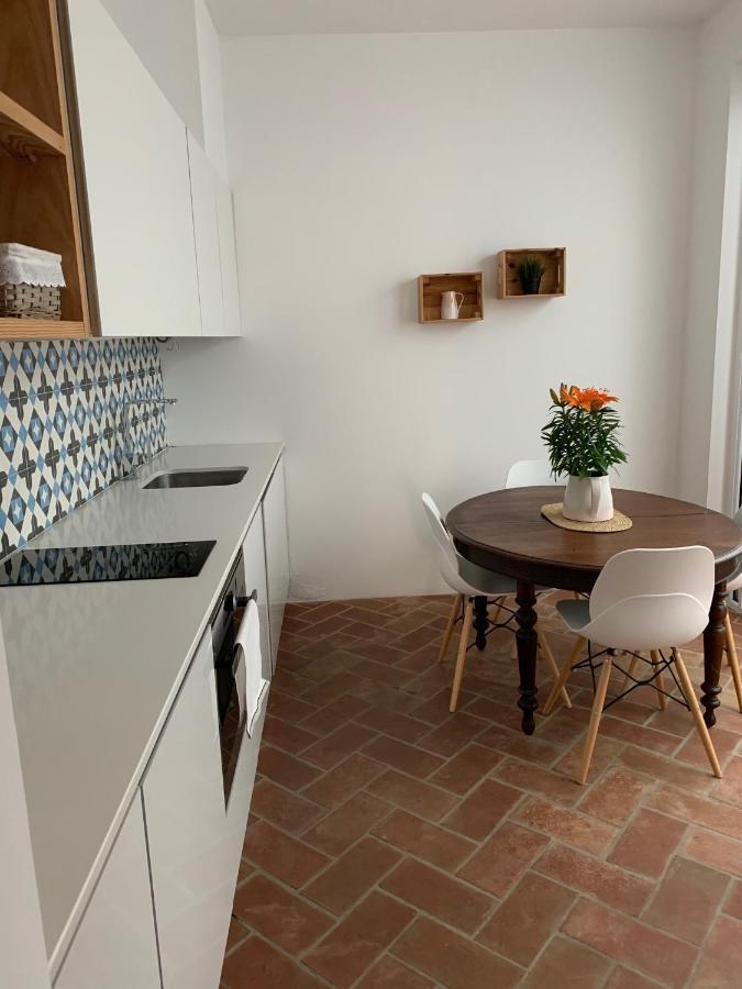 Stylish Townhouse With Gallery In The Heart Of Tavira For Two Тавира Экстерьер фото